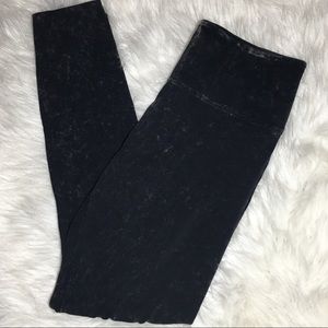 Victoria’s Secret pink acid wash black leggings L